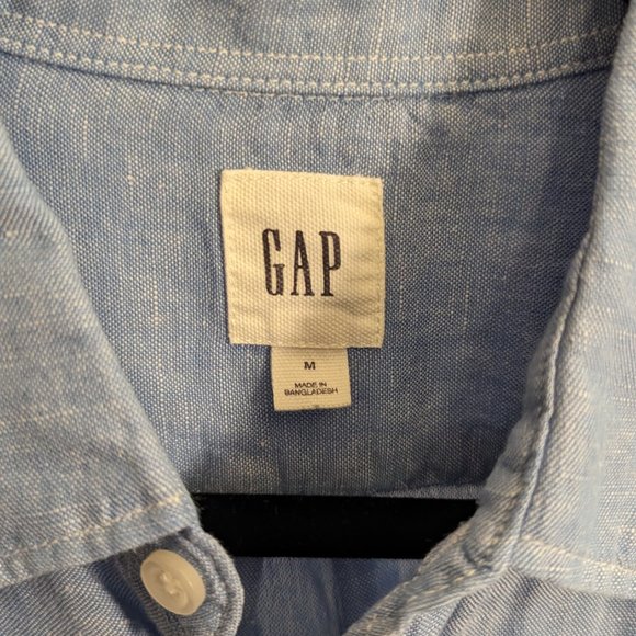 Gap Linen button down - Picture 3 of 5